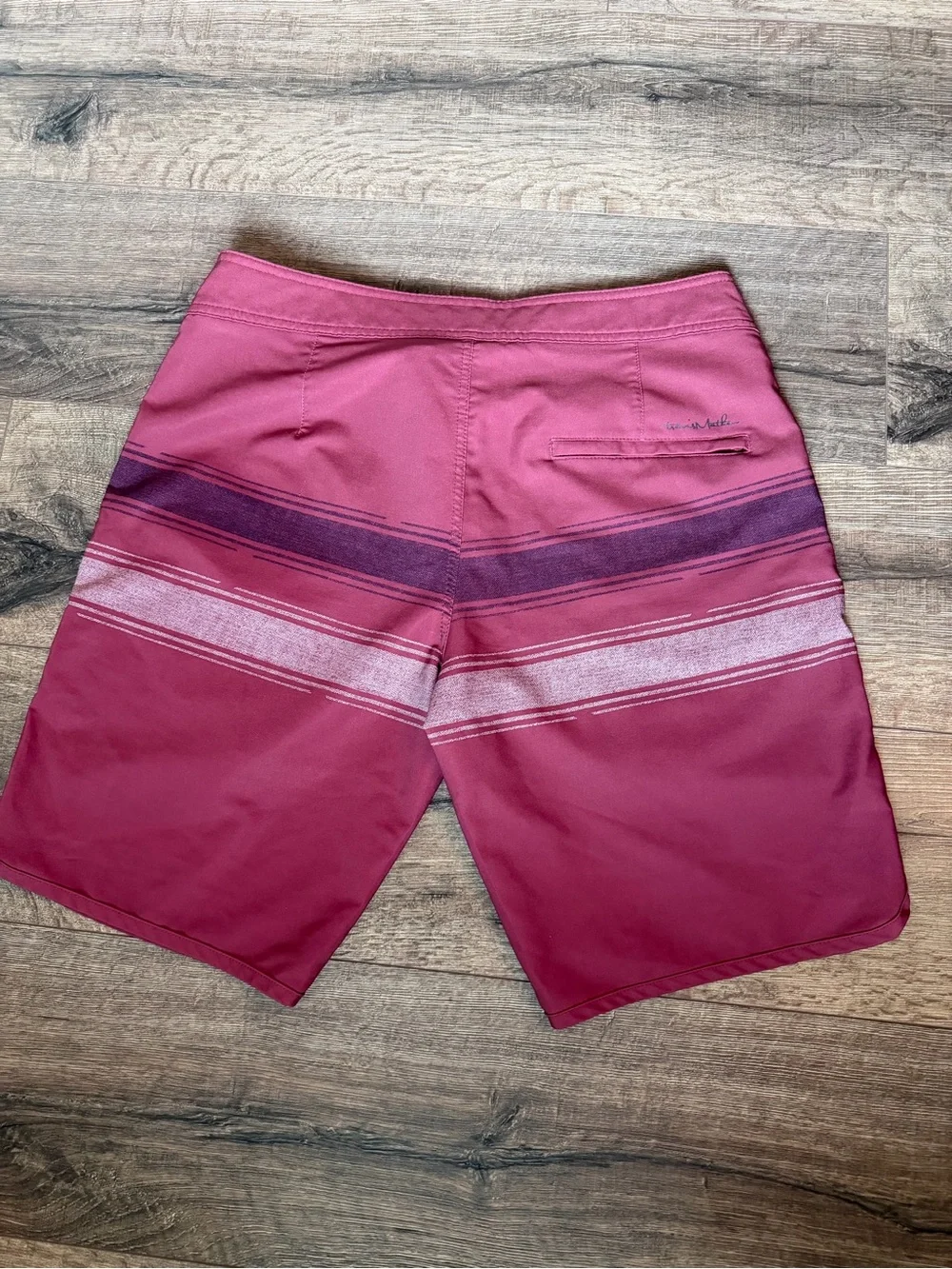 Travis Mathew men’s board shorts